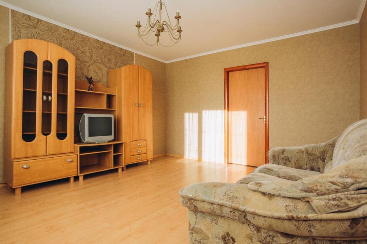 Apartment In The Center Sumy Exterior photo