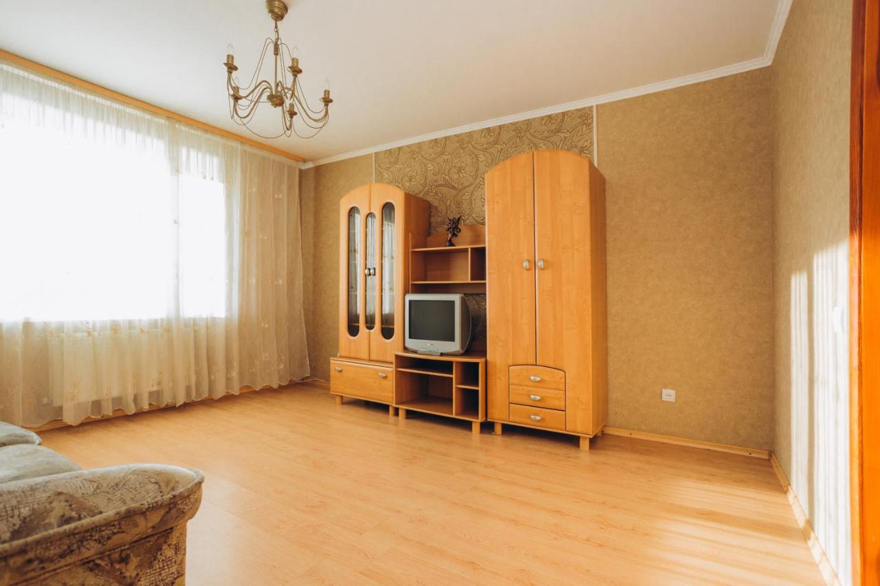 Apartment In The Center Sumy Exterior photo